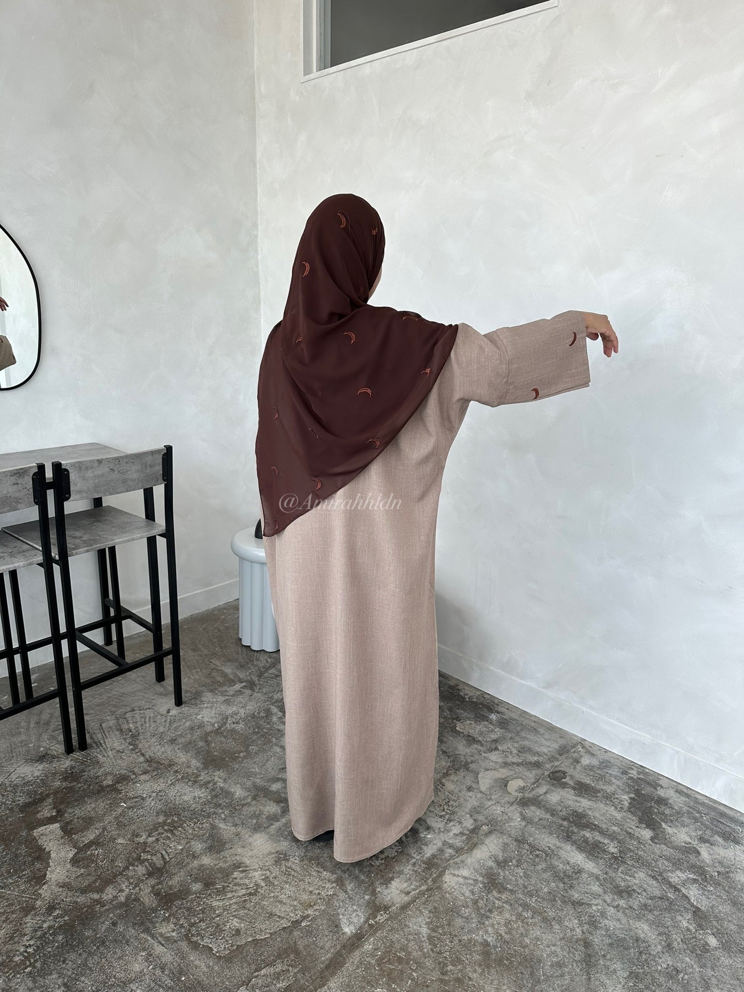 Qamar Abaya Set
