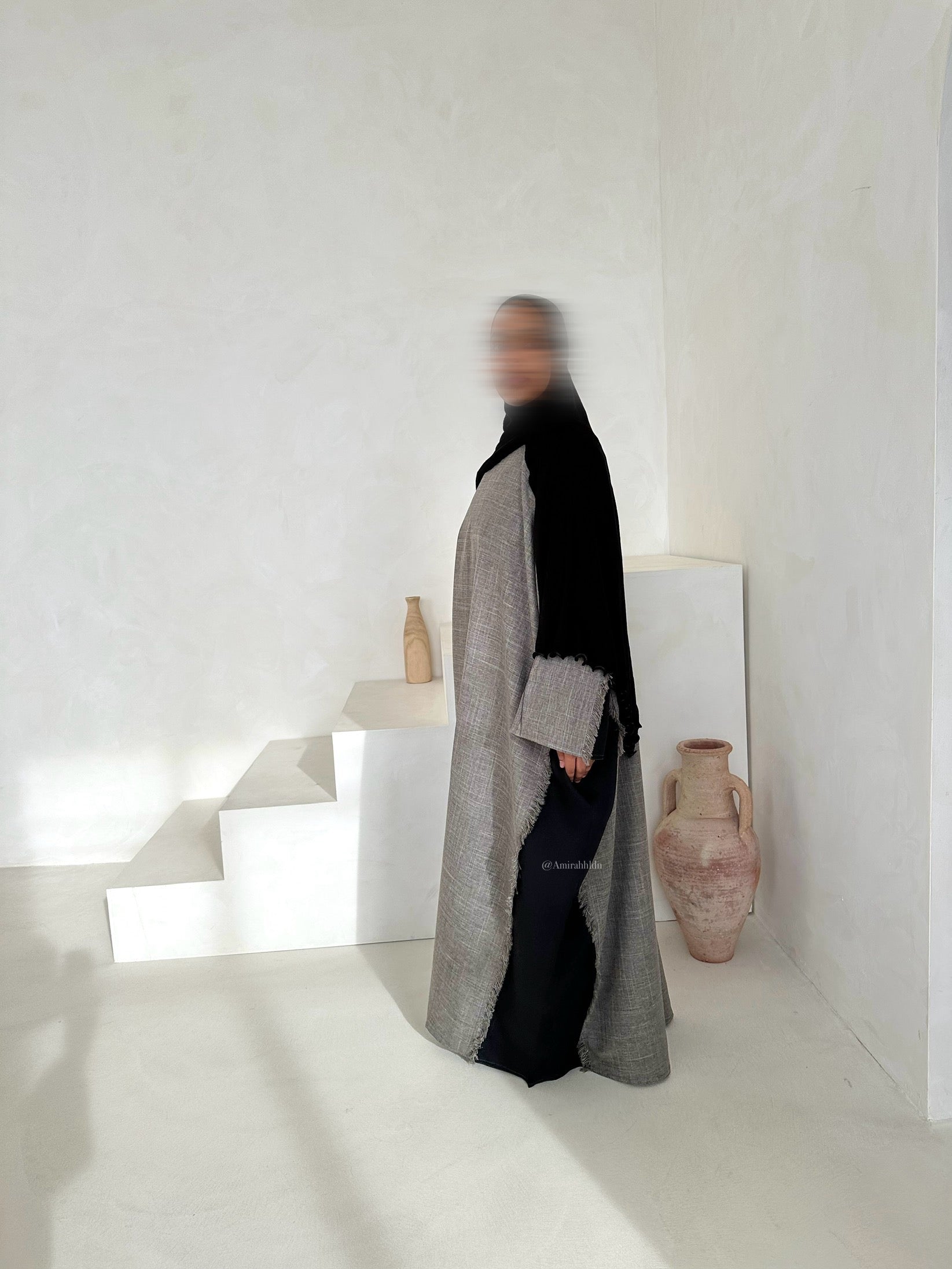 Tawazun Bisht set