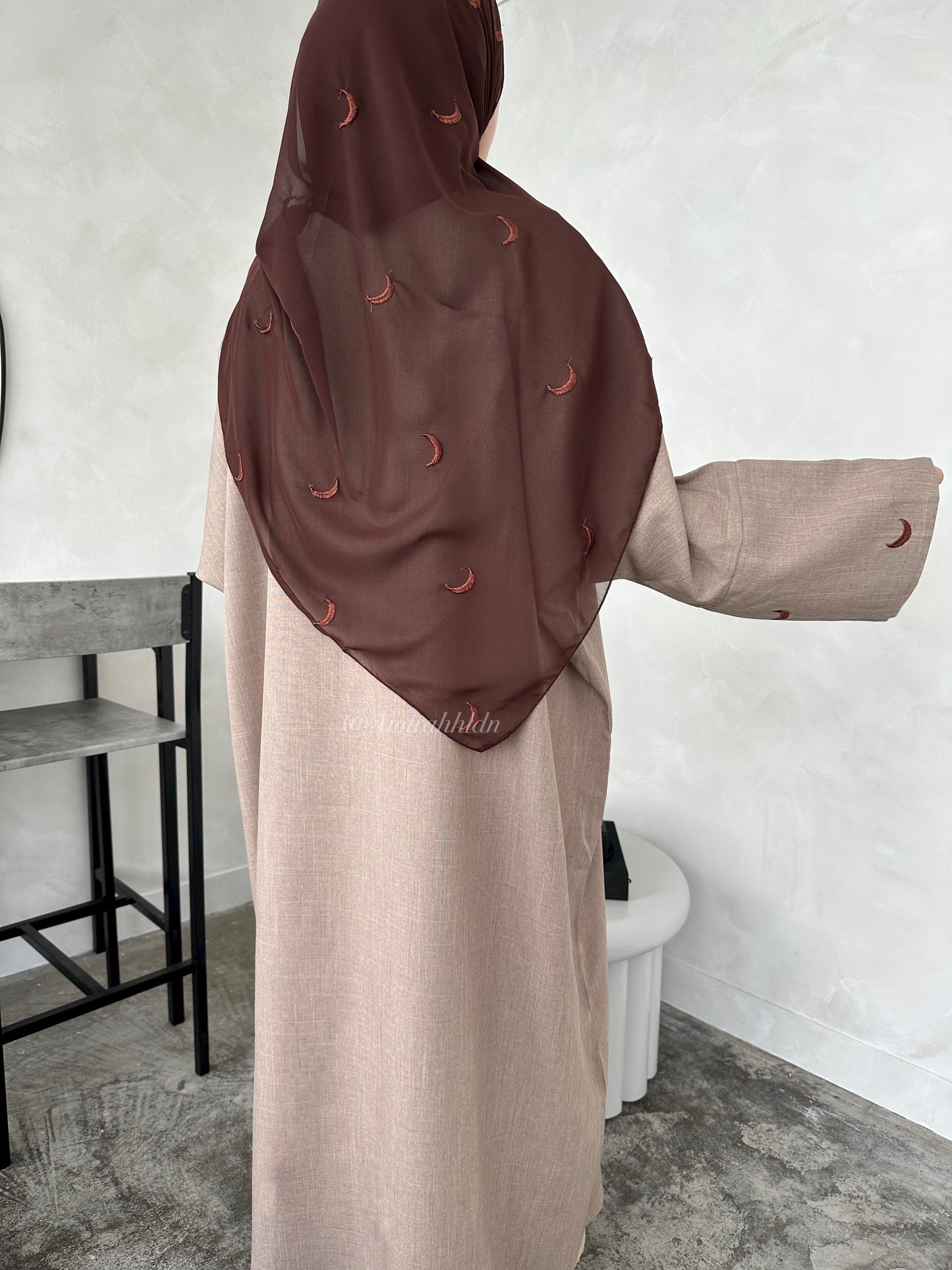 Qamar Abaya Set