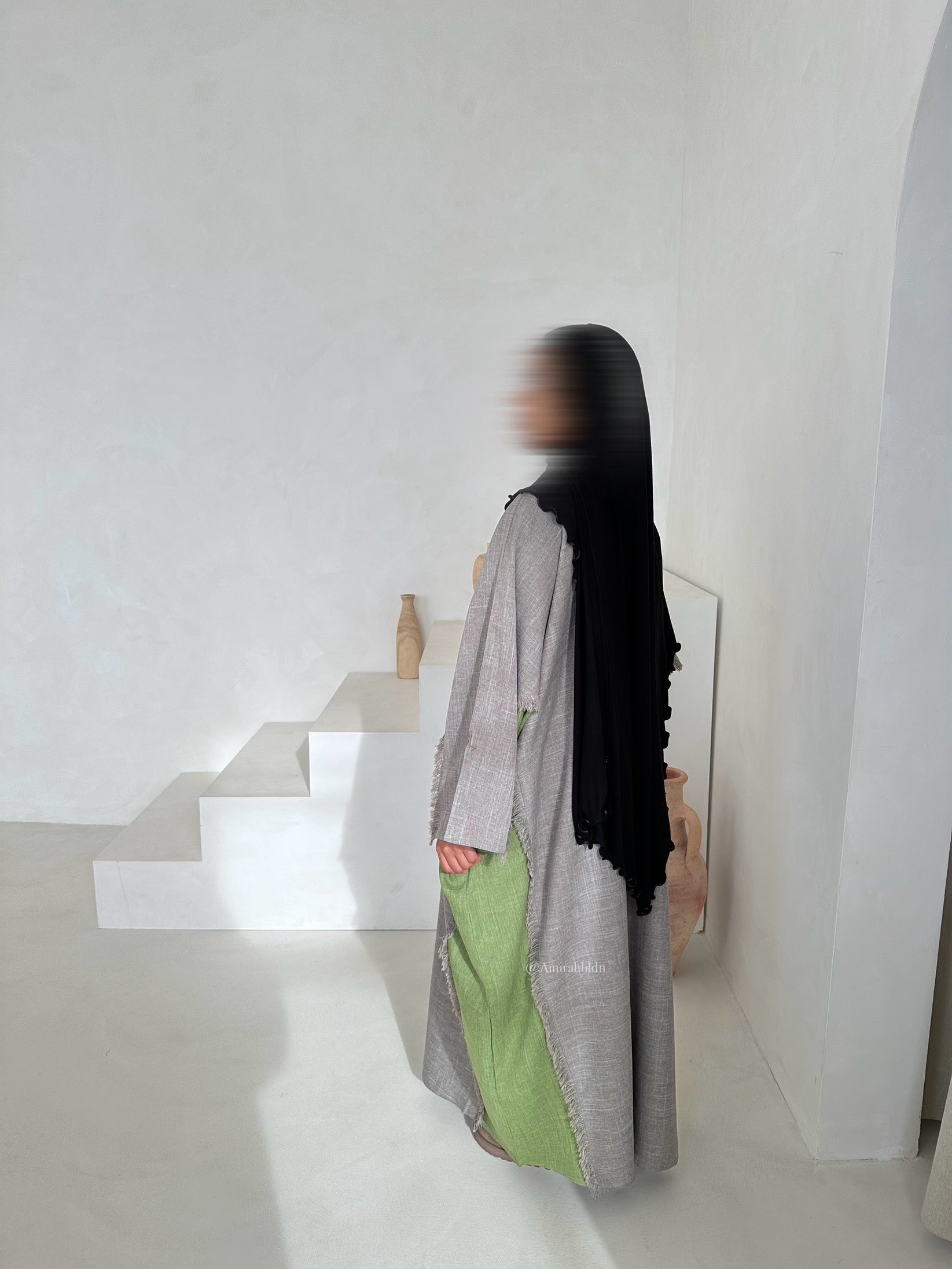Tawazun Bisht set