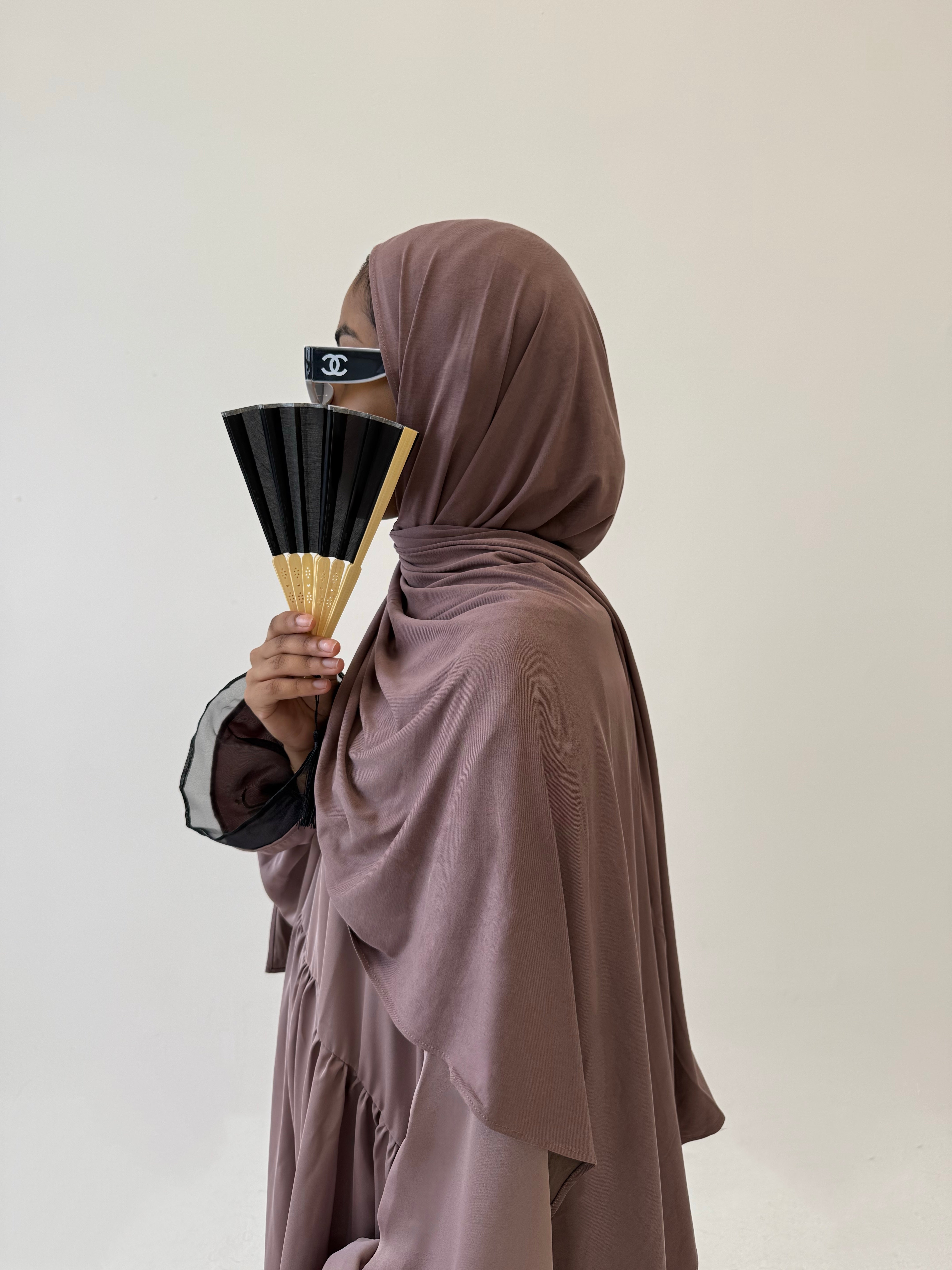 Breathable jersey scarf