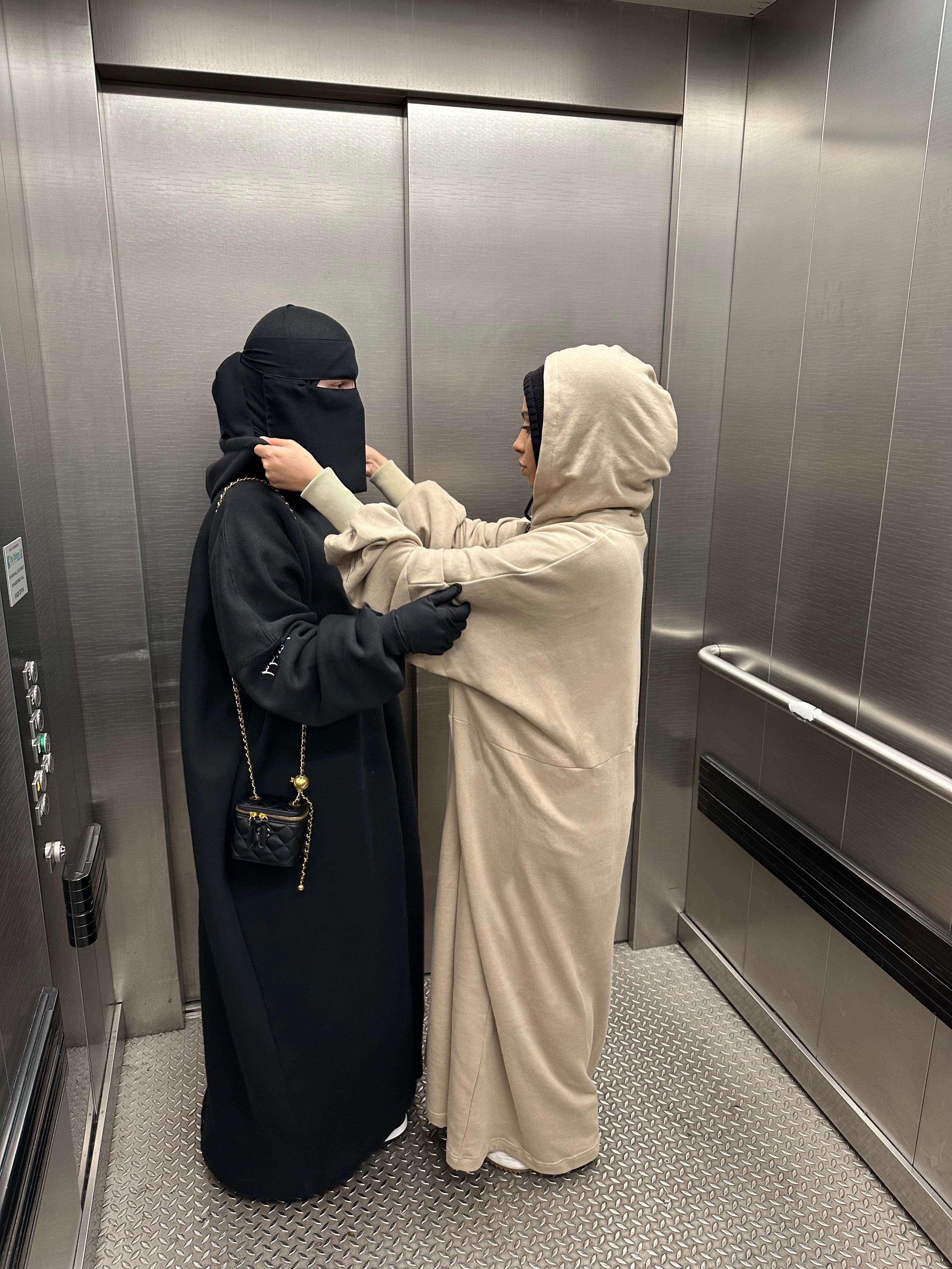 Hoodaya Zipped