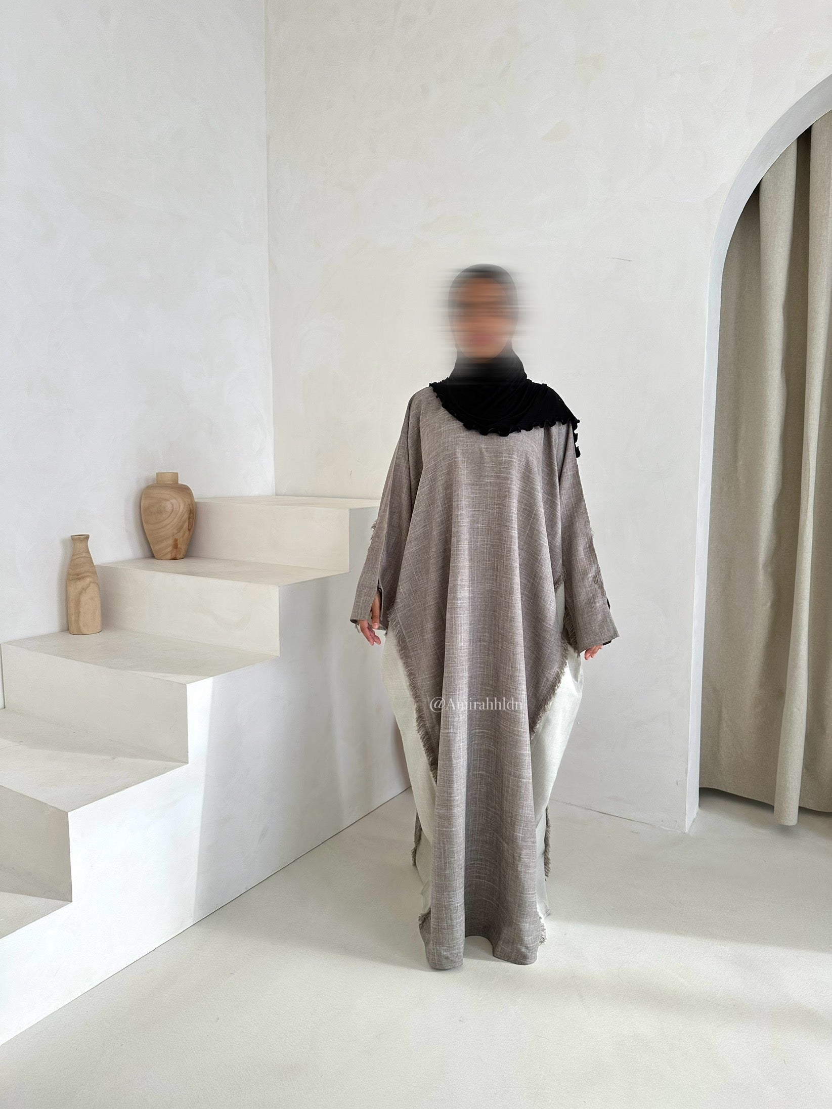 Tawazun Bisht set