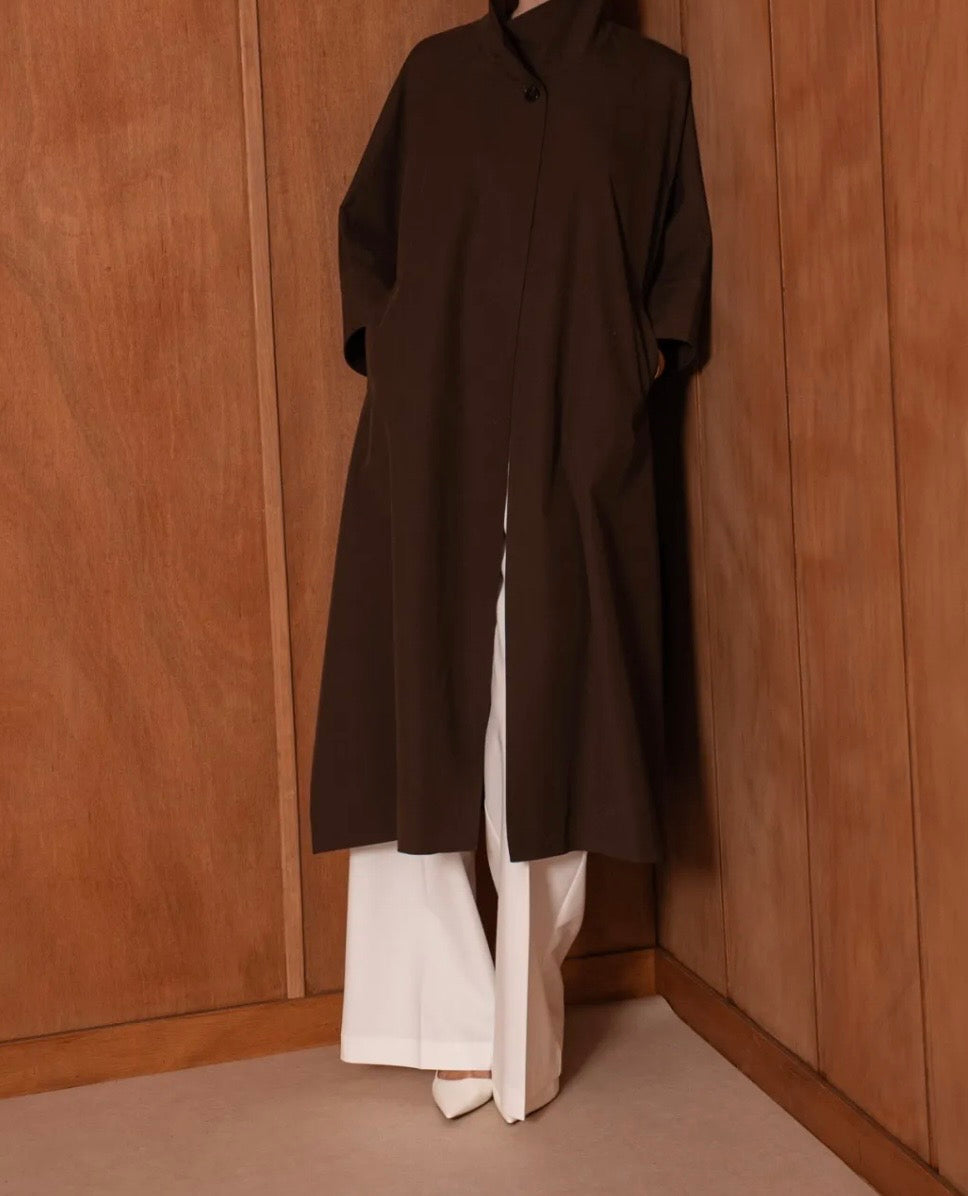 Lola Cape trench