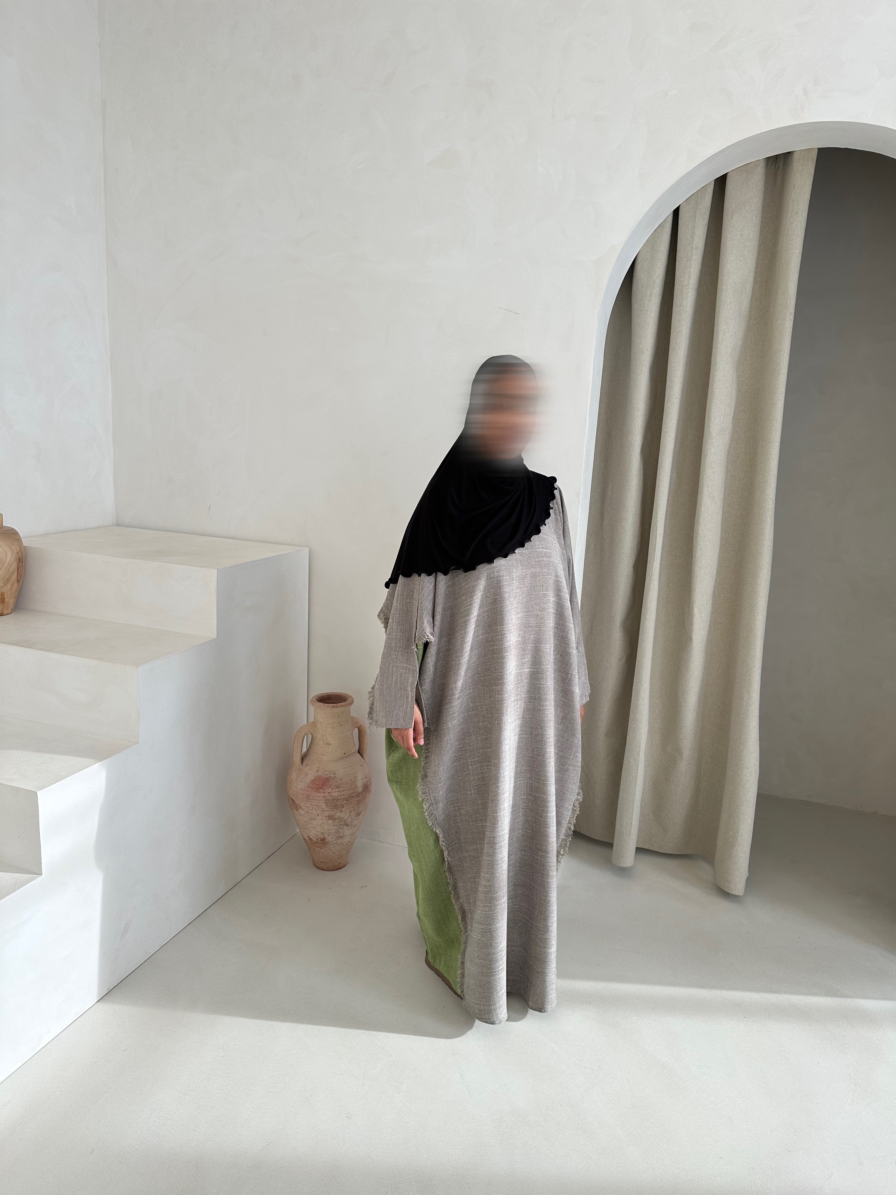 Tawazun Bisht set