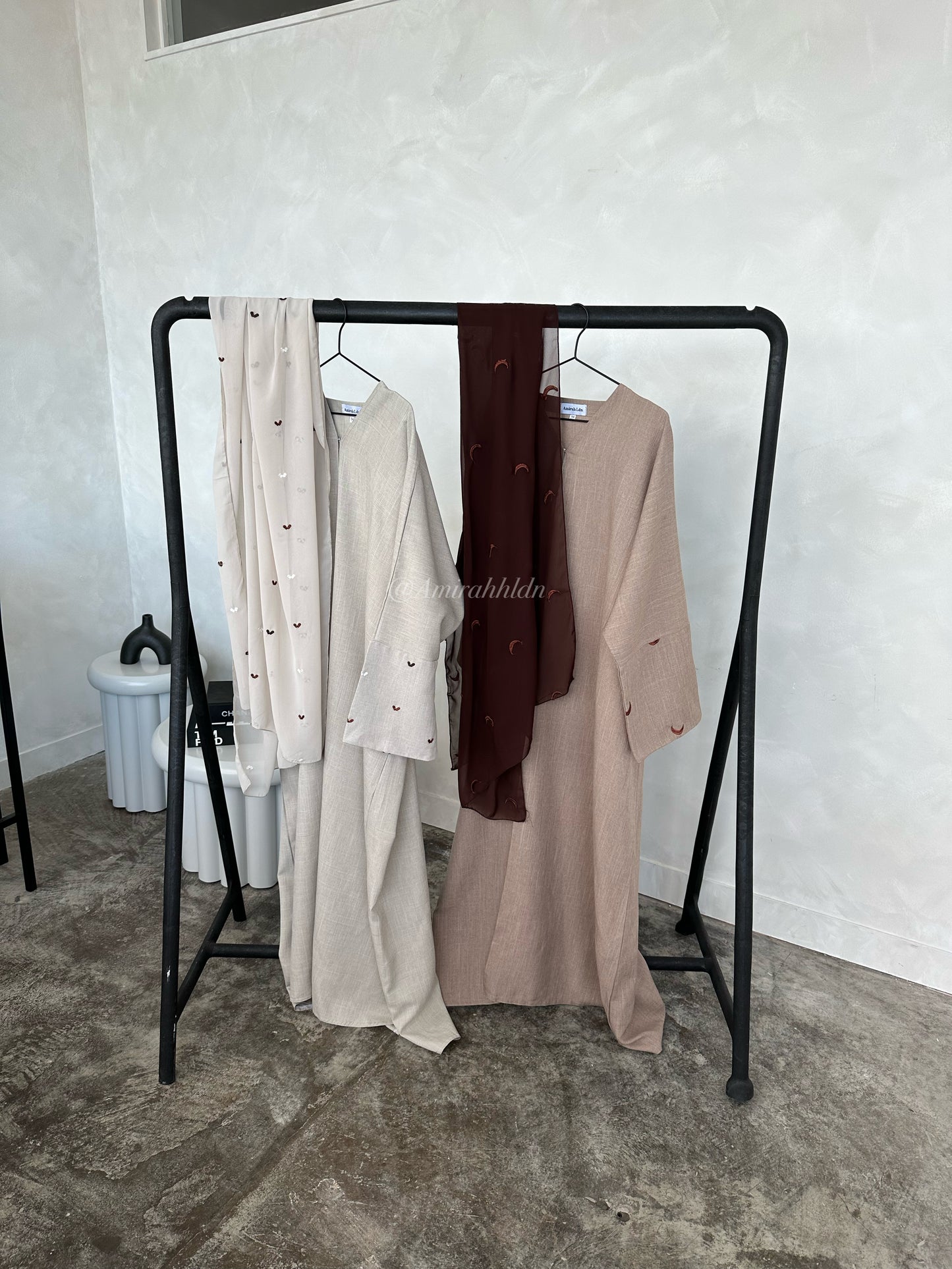 Qamar Abaya Set