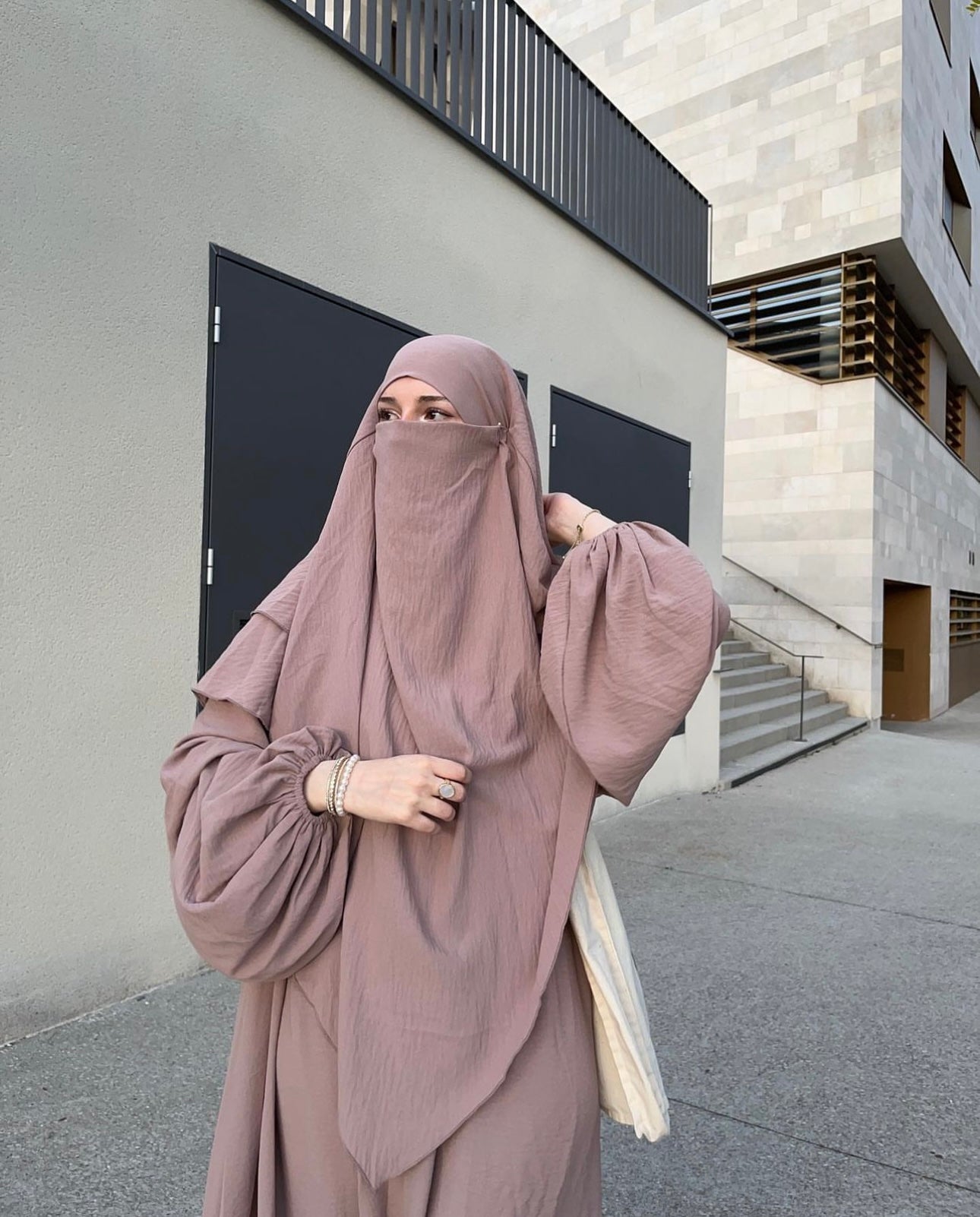 Amanah Abaya