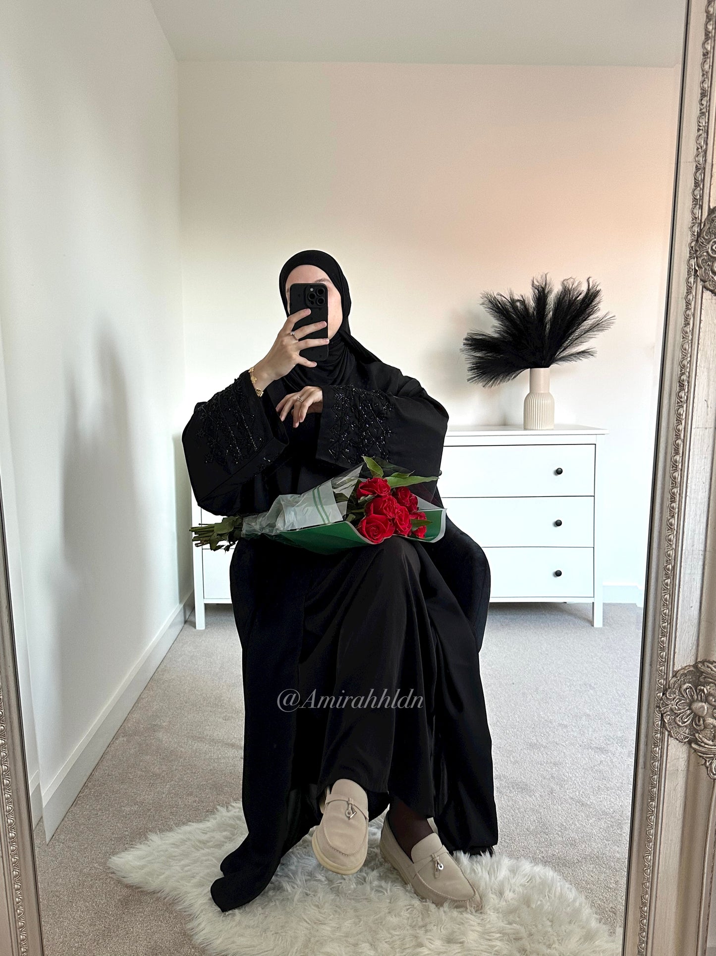 Aswad Abaya