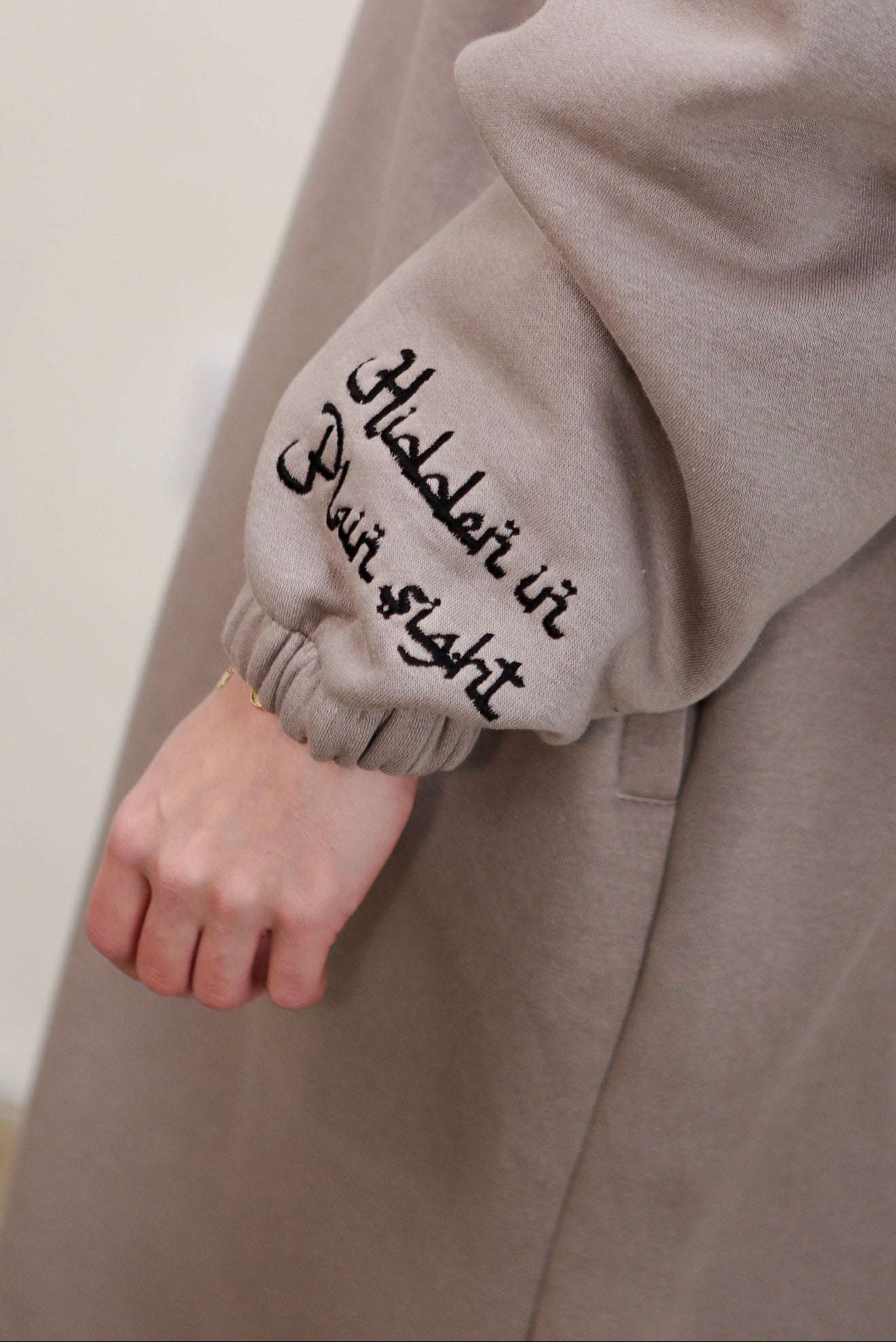 Hoodaya - Stone musk