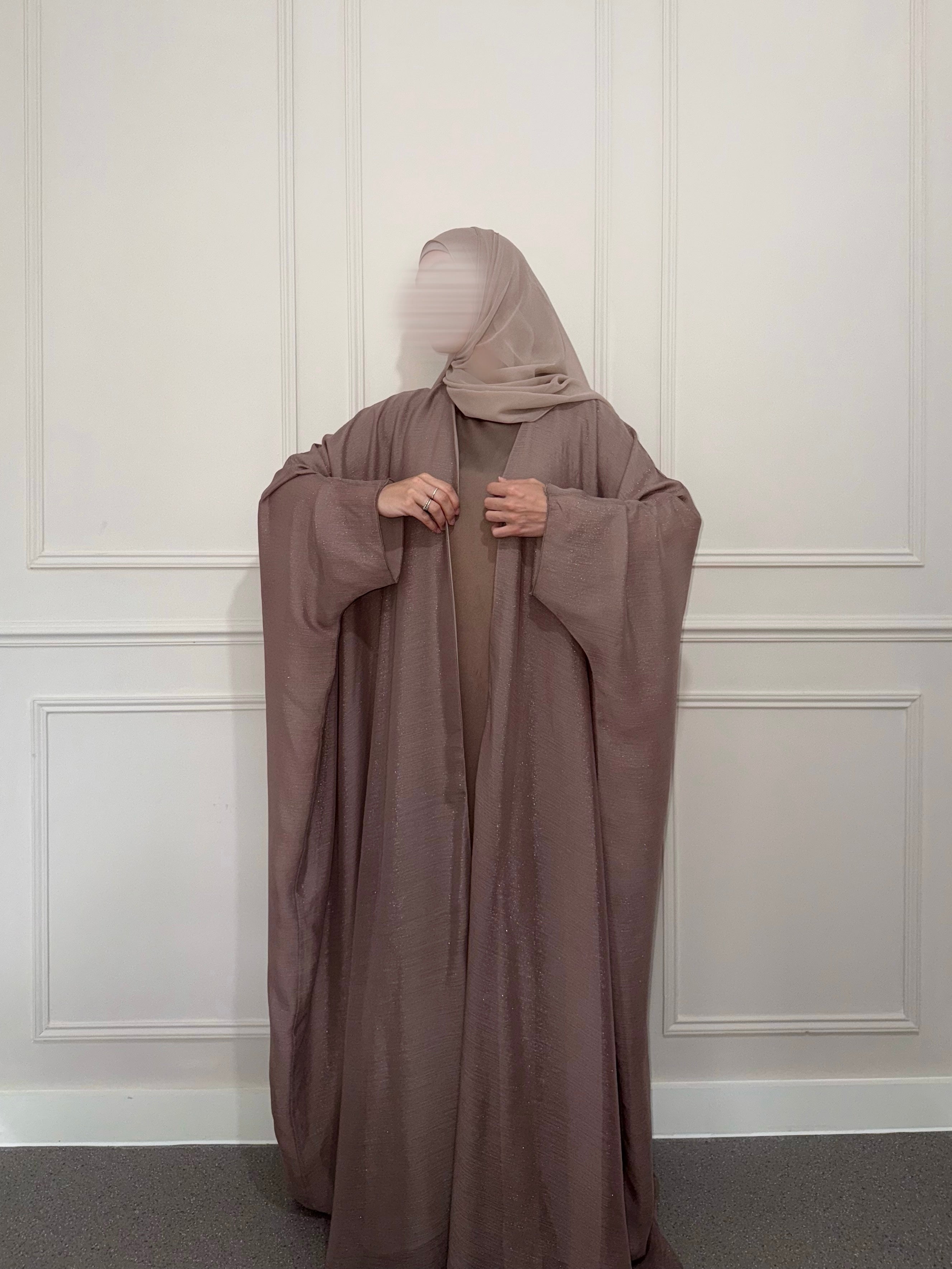 The Banaat abaya set