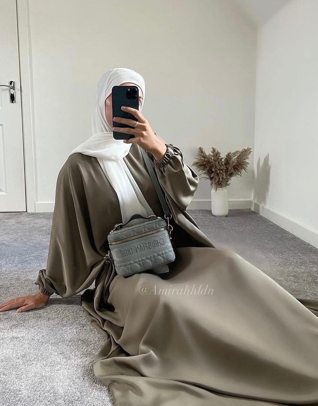 Amira abayas 2024