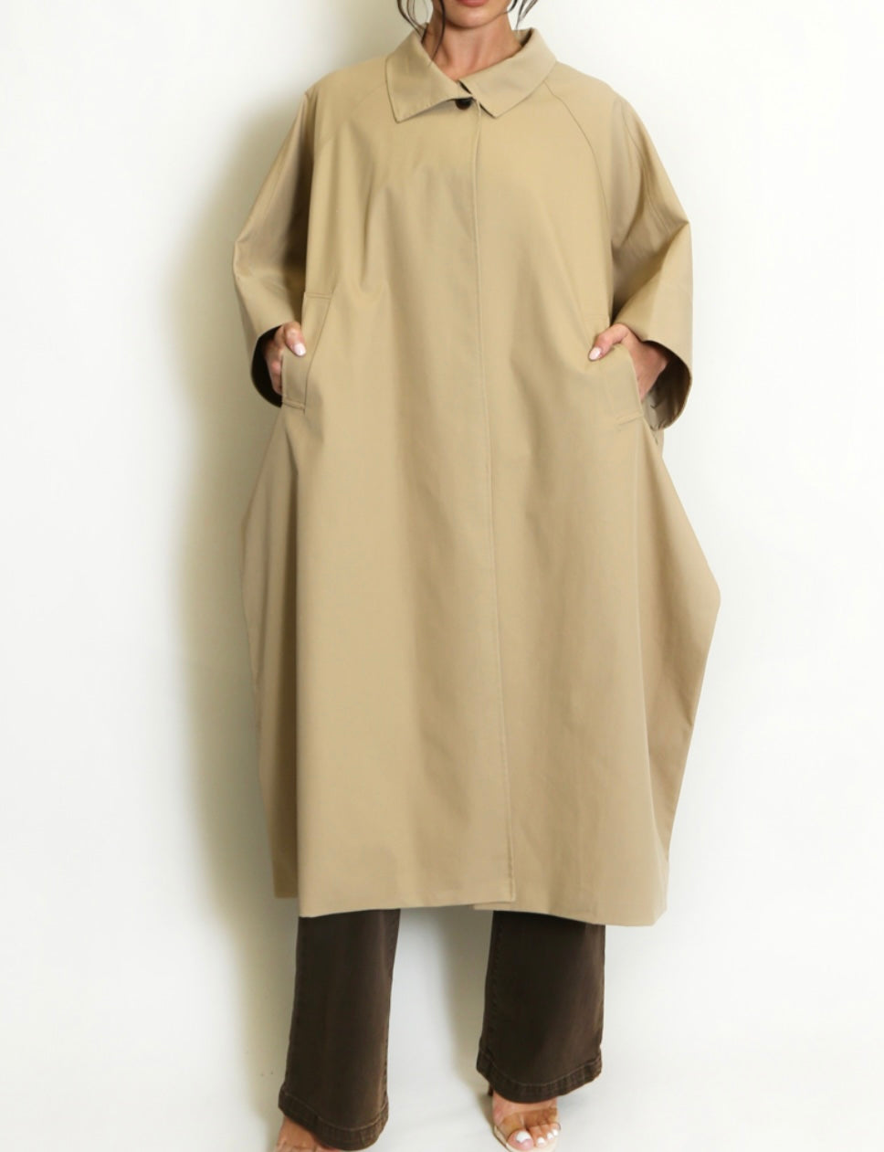 Lola Cape trench