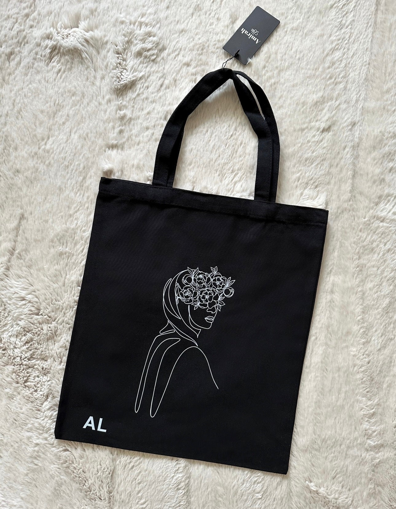 Tote bag